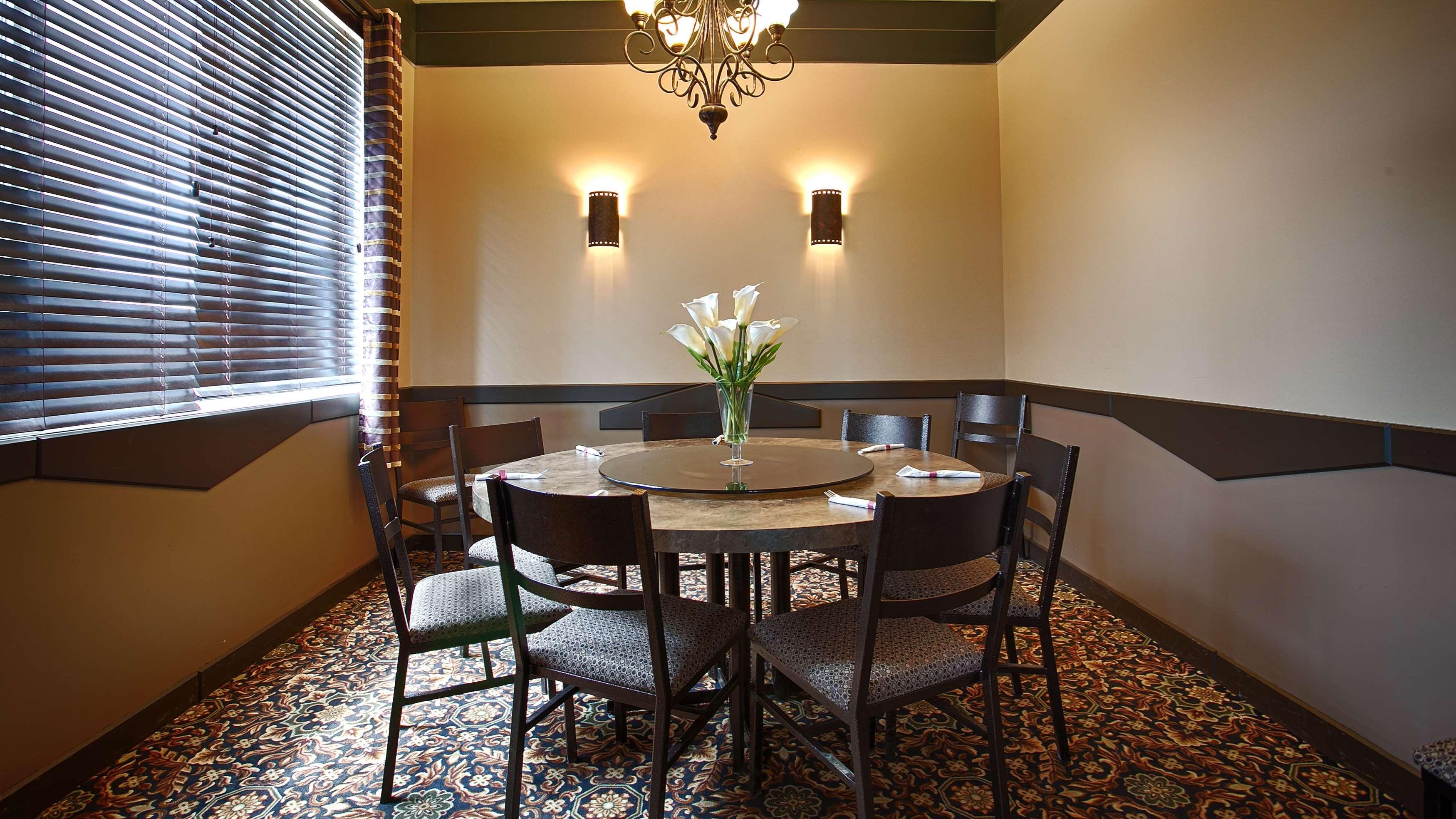 Best Western High Road Inn Едсън Екстериор снимка