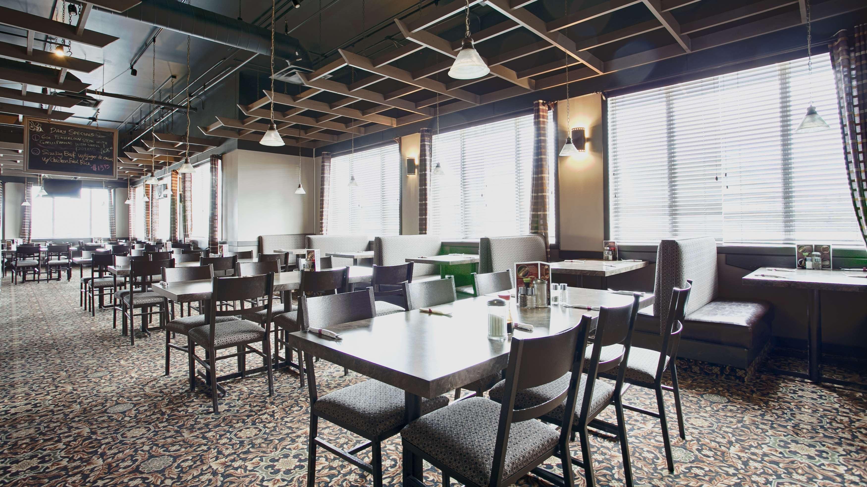 Best Western High Road Inn Едсън Екстериор снимка