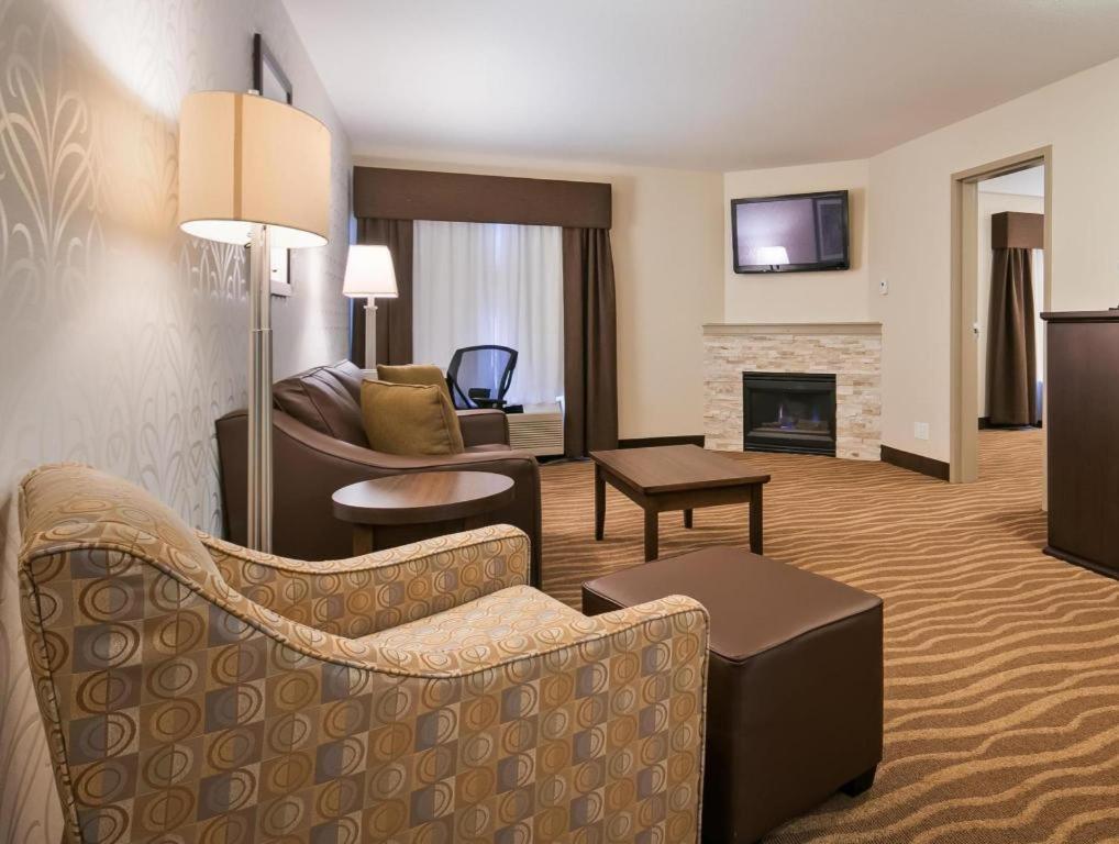 Best Western High Road Inn Едсън Екстериор снимка