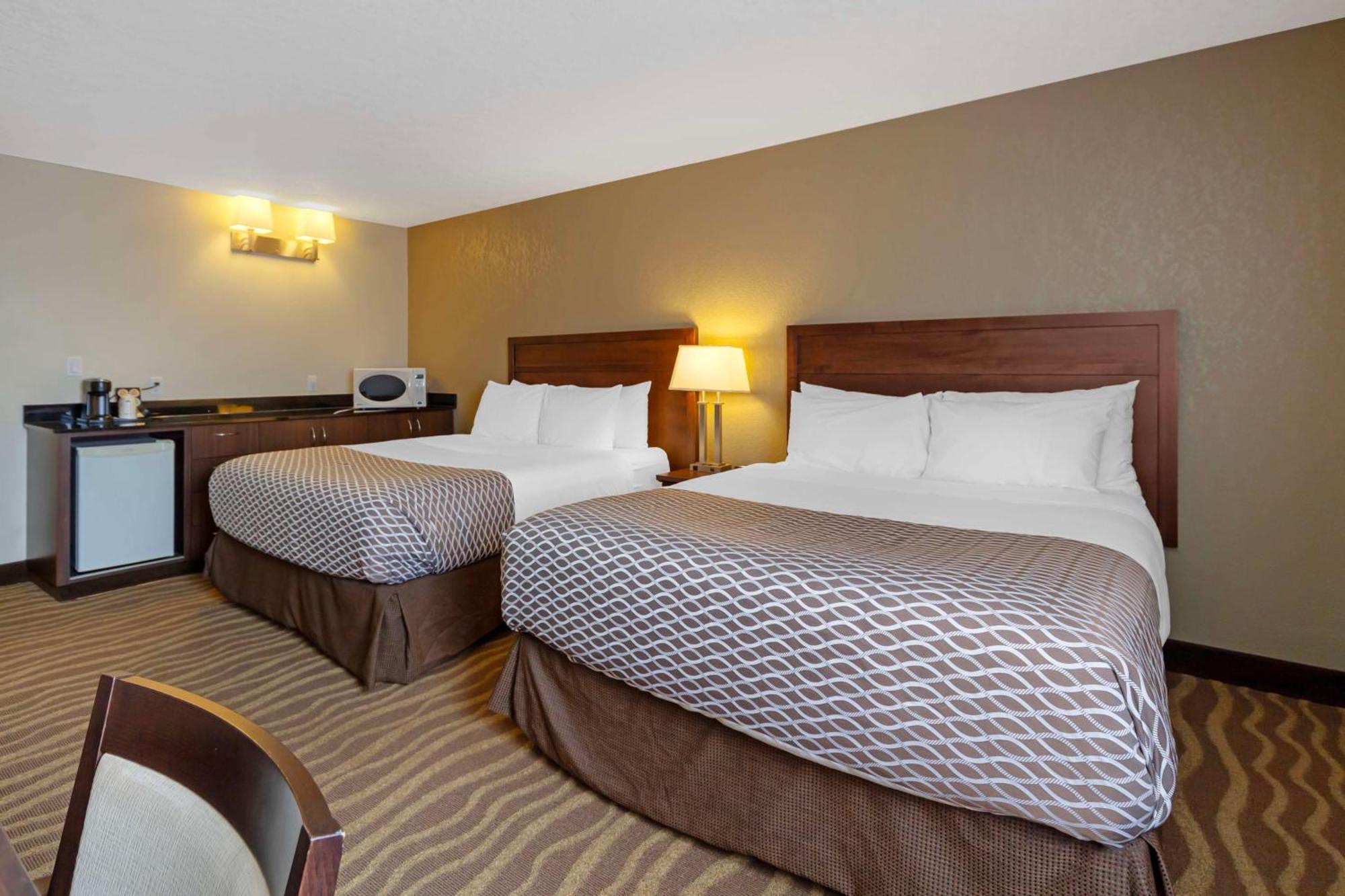 Best Western High Road Inn Едсън Екстериор снимка