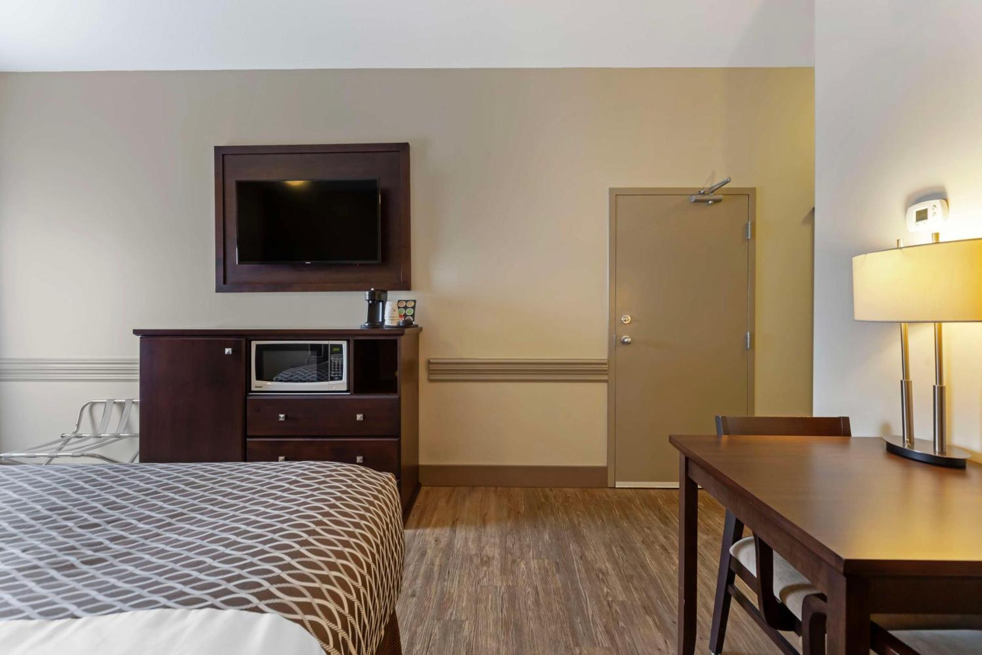 Best Western High Road Inn Едсън Екстериор снимка