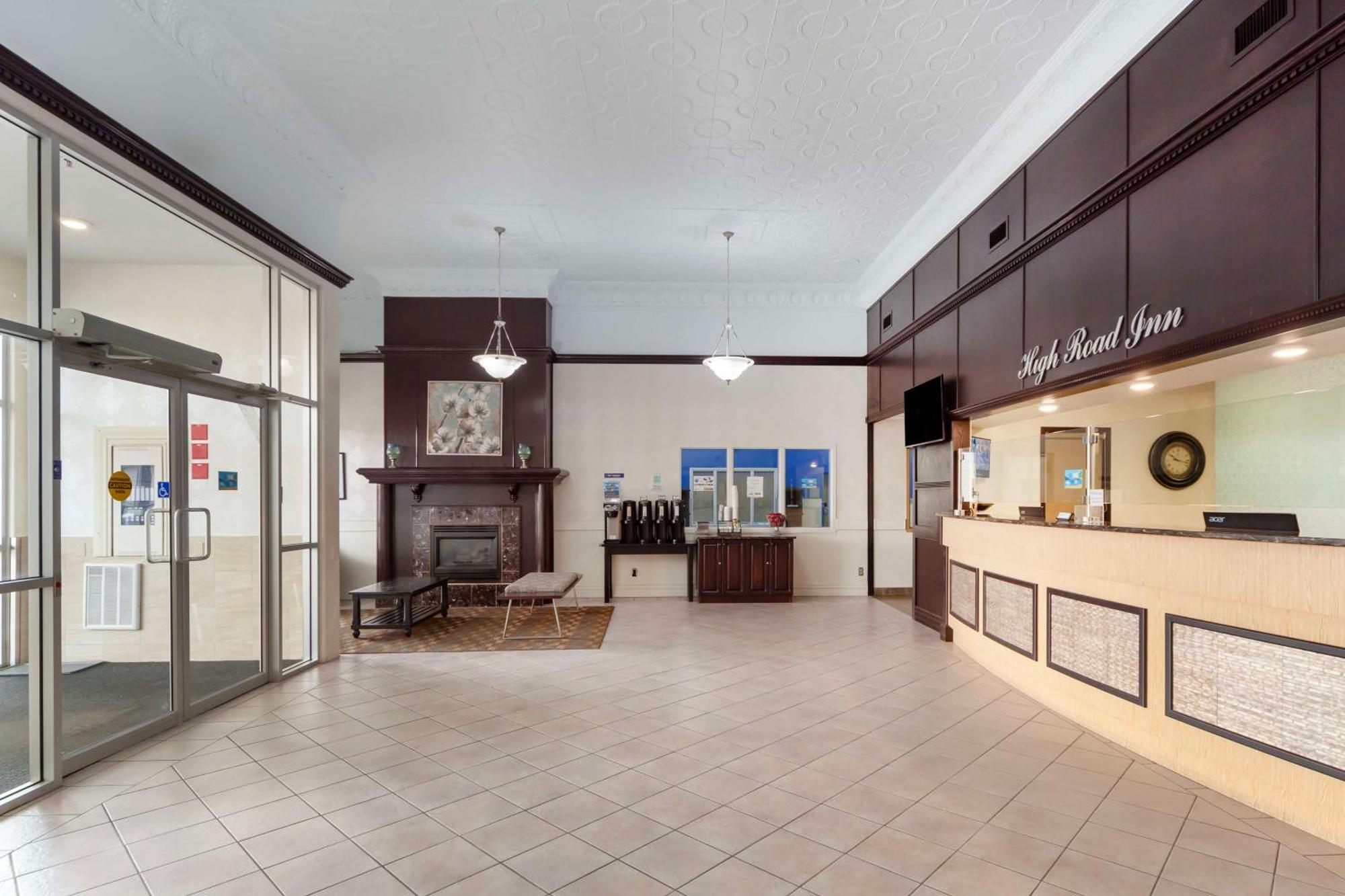 Best Western High Road Inn Едсън Екстериор снимка