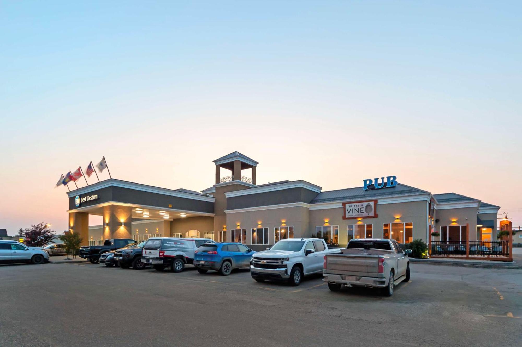 Best Western High Road Inn Едсън Екстериор снимка